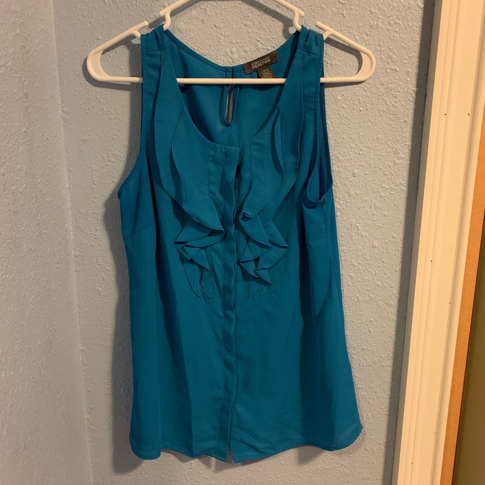 Kenneth Cole Reaction button up tank top blouse.